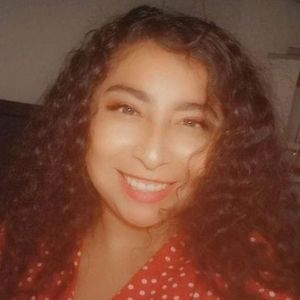 Meet your Posher, Carolina